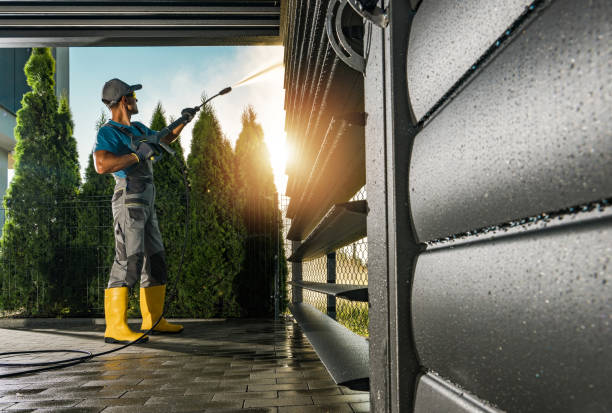Best Pool Deck Cleaning in Knoxvle, IL